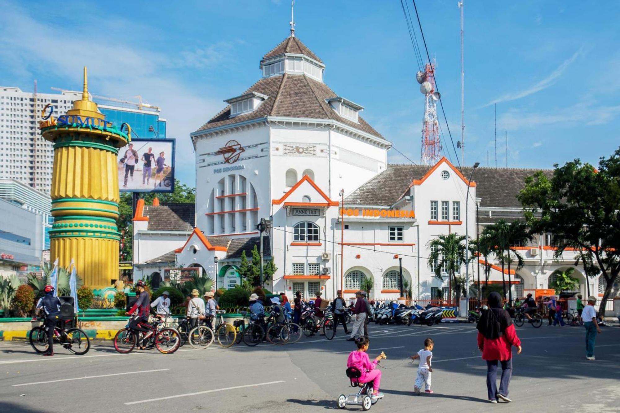 Oyo Life 1839 Samantha Kost Hotel Medan Exterior photo